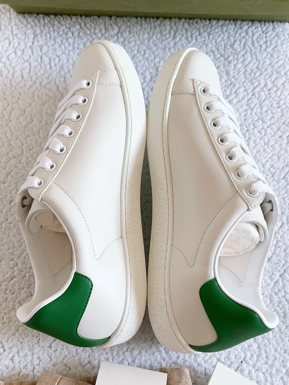 GUCCI Women’s Ace Cat Print Low Top Sneakers Low Top Sneakers